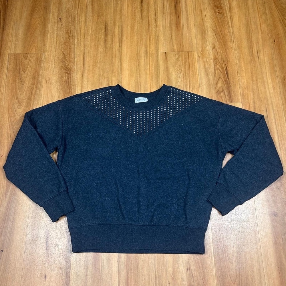 Evereve Women’s Charcoal With silver details Perforated Crew Neck Sweater Size M